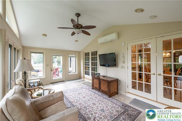 2570 Millbrook Drive, Lower Macungie Twp, PA 18049