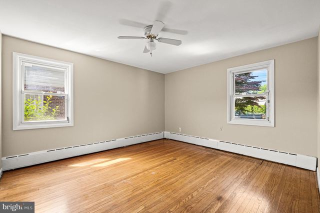 640 S EAGLE RD, Havertown, PA 19083