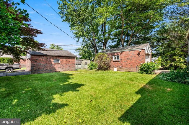 640 S EAGLE RD, Havertown, PA 19083