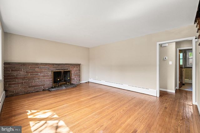 640 S EAGLE RD, Havertown, PA 19083