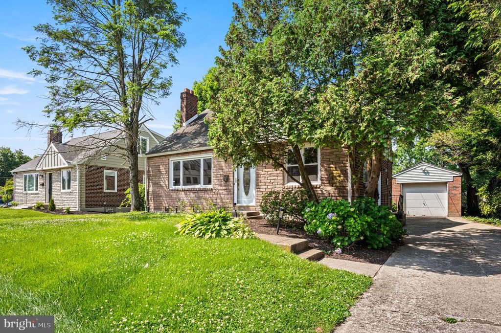 640 S EAGLE RD, Havertown, PA 19083