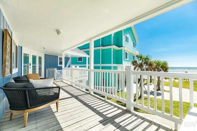 4230 Pirates Drive, Galveston, TX 77554