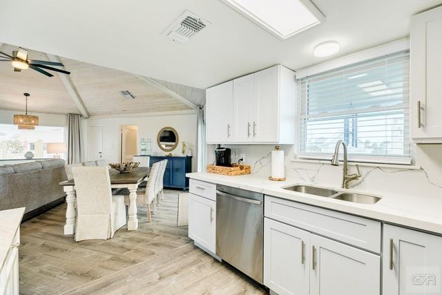 4230 Pirates Drive, Galveston, TX 77554