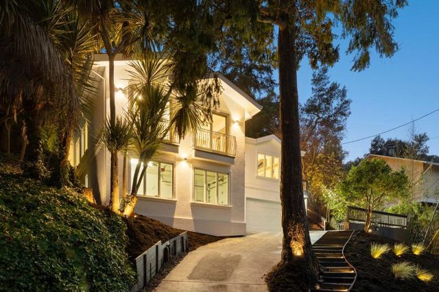 2937 San Juan Boulevard, Belmont, CA 94002