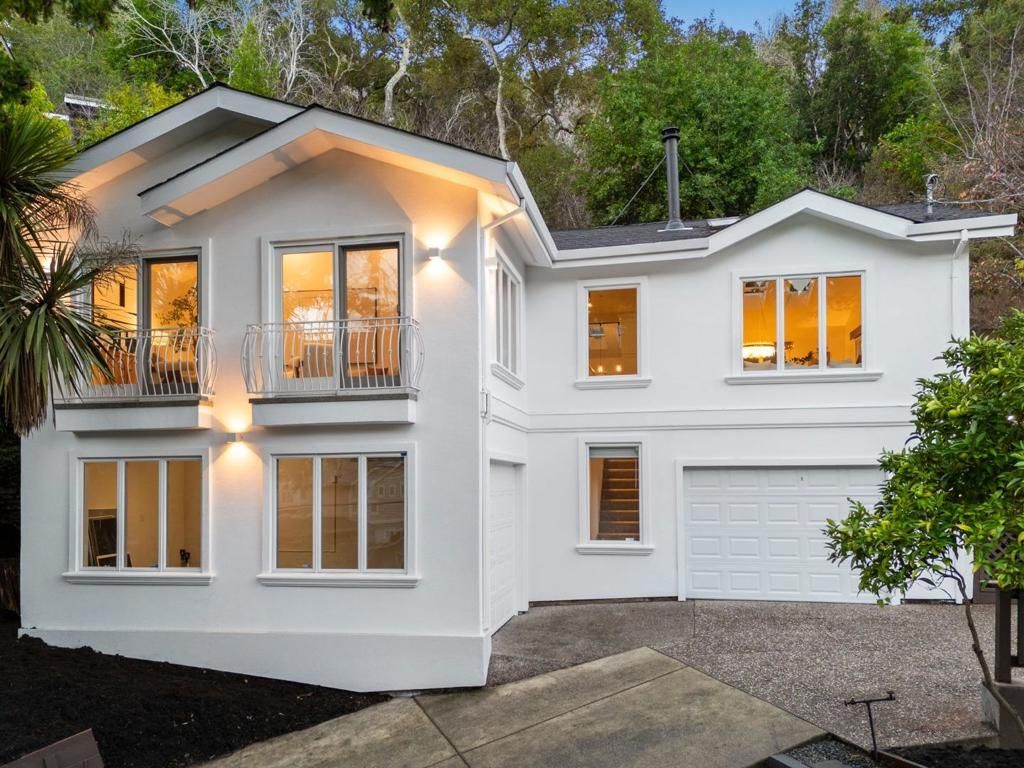 Image 28 of property listing at 2937 San Juan Boulevard, Belmont, CA 94002