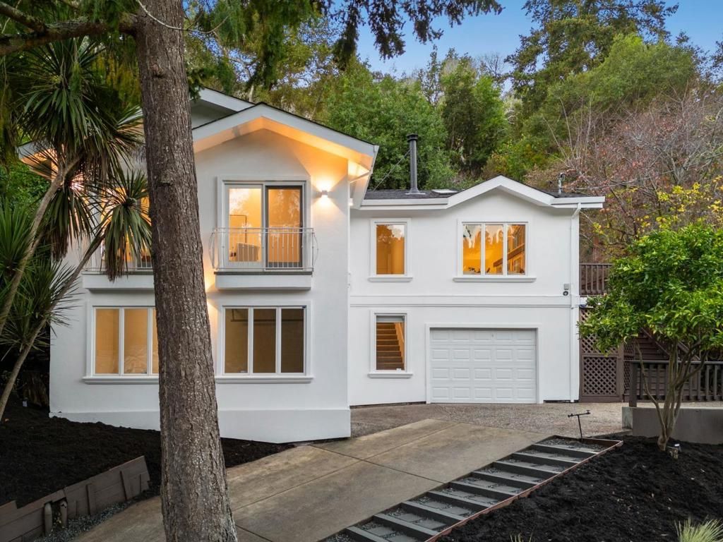 Image 29 of property listing at 2937 San Juan Boulevard, Belmont, CA 94002