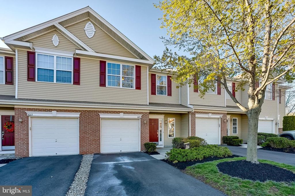 1625 NATHAN DR, Cinnaminson, NJ 08077