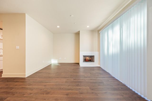 2829 Timmons Lane 201, Houston, TX 77027