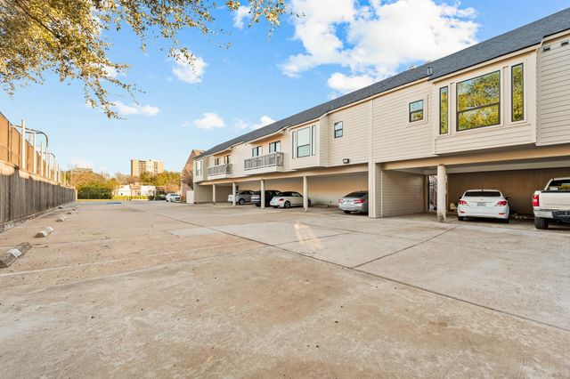 2829 Timmons Lane 201, Houston, TX 77027