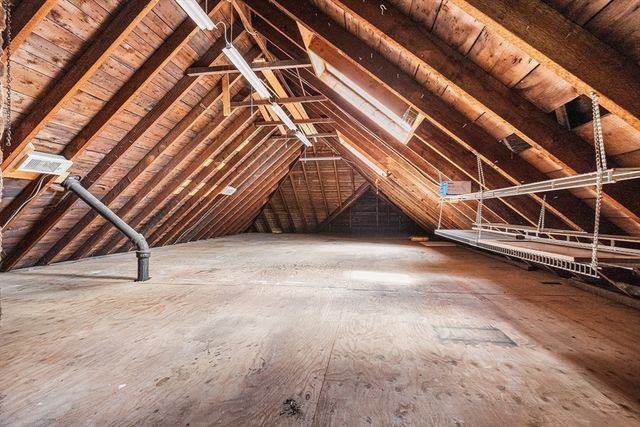 17 Spalding St 3, Boston, MA 02130