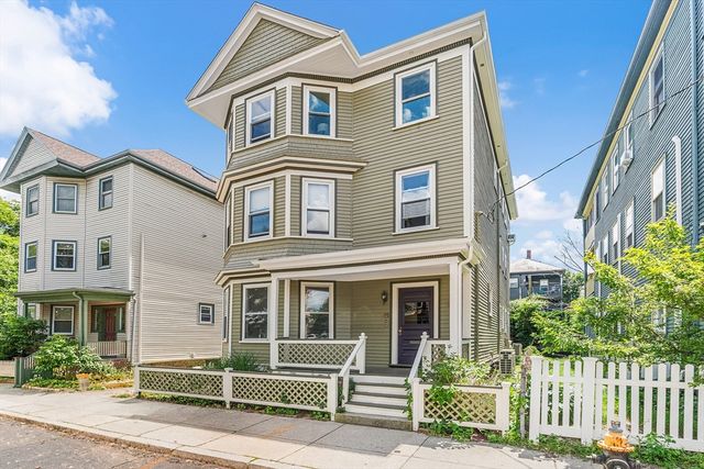 17 Spalding St 3, Boston, MA 02130