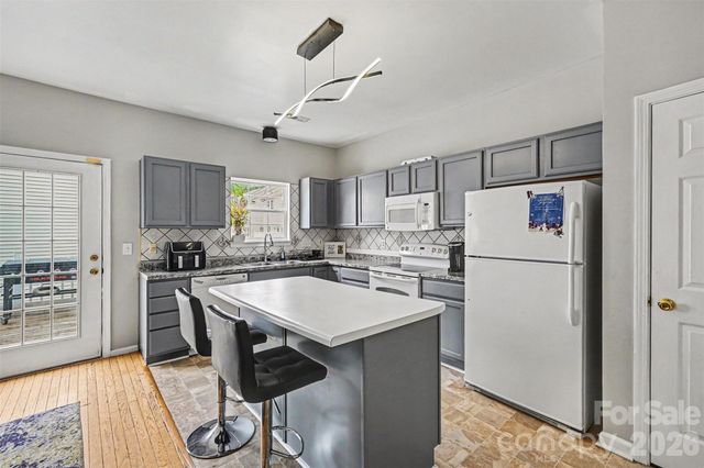 10946 Garden Oaks Lane, Charlotte, NC 28273