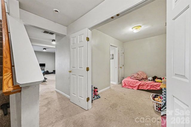10946 Garden Oaks Lane, Charlotte, NC 28273