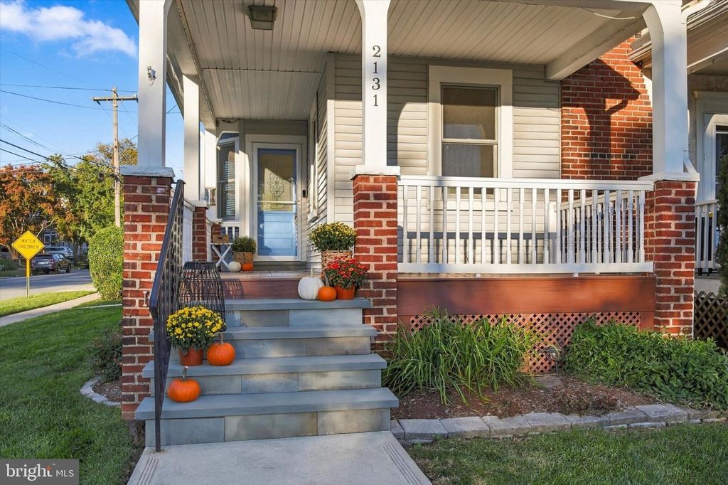 2131 DARBY RD, HAVERTOWN, PA 19083 — photo 2