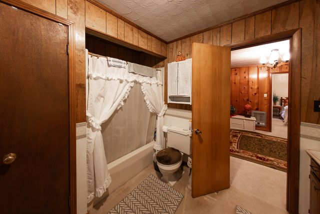 130 Elm Ln, Linden, TN 37096