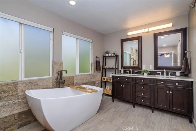 26548 Cardinal, Canyon Country, CA 91387