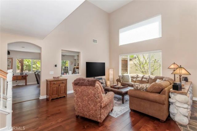 26548 Cardinal, Canyon Country, CA 91387