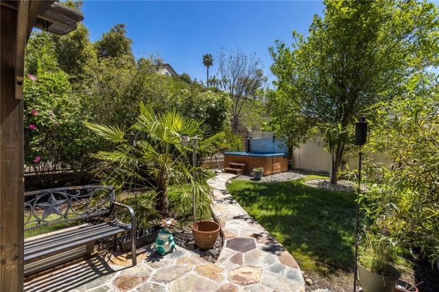 26548 Cardinal, Canyon Country, CA 91387