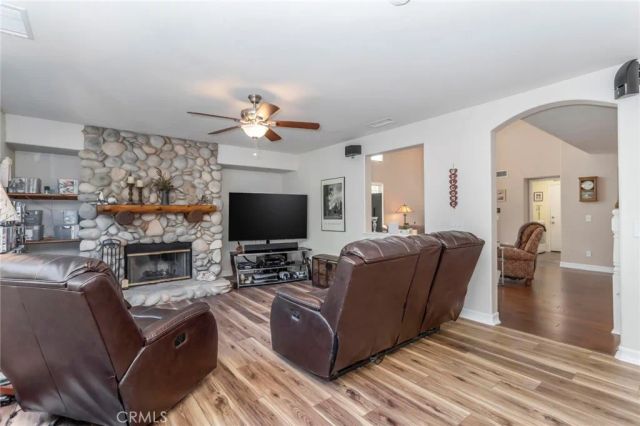 26548 Cardinal, Canyon Country, CA 91387