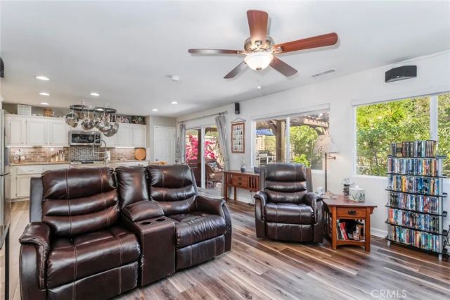 26548 Cardinal, Canyon Country, CA 91387