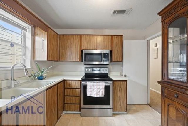 722 Bacon Road, Hinesville, GA 31313