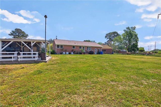7 Vera CIR, Newport News, VA 23601