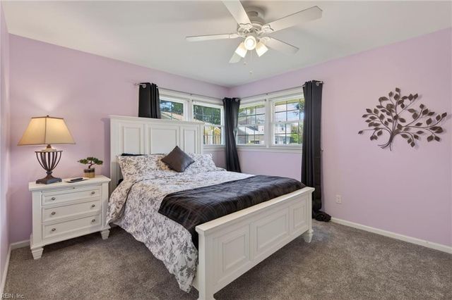 7 Vera CIR, Newport News, VA 23601