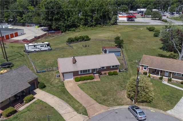 7 Vera CIR, Newport News, VA 23601