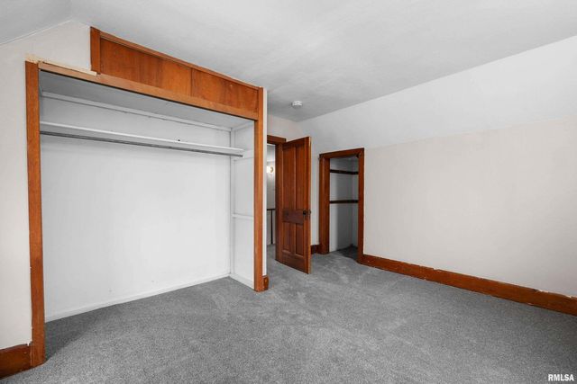 405 BLUFF Street, Albany, IL 61230