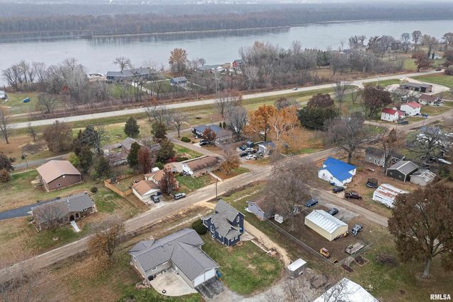 405 BLUFF Street, Albany, IL 61230