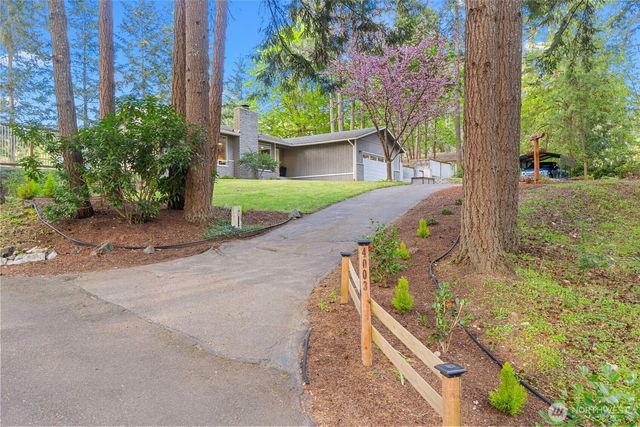 4003 85th Avenue NW, Gig Harbor, WA 98335