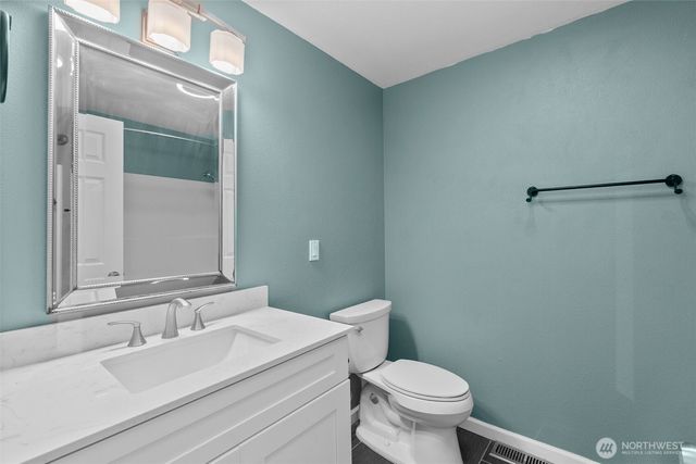 4003 85th Avenue NW, Gig Harbor, WA 98335