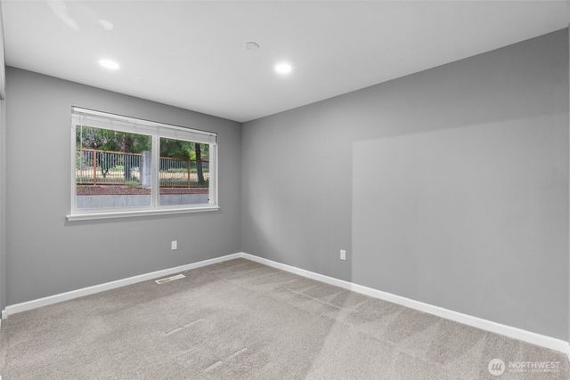 4003 85th Avenue NW, Gig Harbor, WA 98335