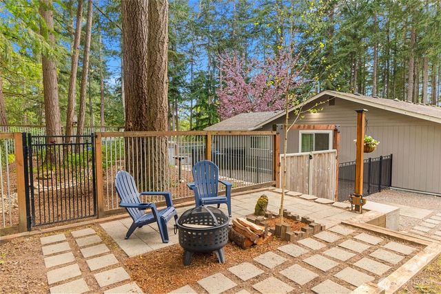 4003 85th Avenue NW, Gig Harbor, WA 98335