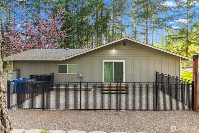 4003 85th Avenue NW, Gig Harbor, WA 98335