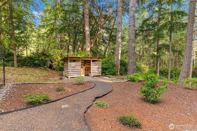 4003 85th Avenue NW, Gig Harbor, WA 98335