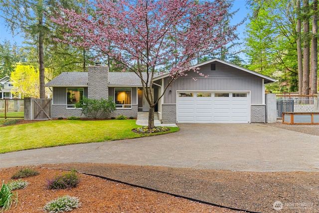 4003 85th Avenue NW, Gig Harbor, WA 98335