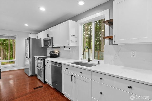 4003 85th Avenue NW, Gig Harbor, WA 98335