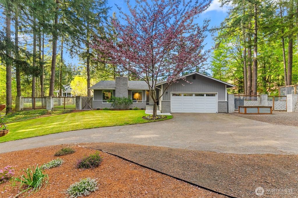 4003 85th Avenue NW, Gig Harbor, WA 98335