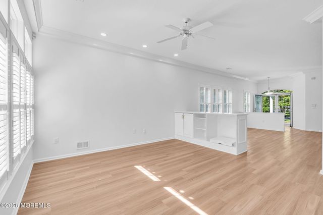 27 Bellflower Drive, Lakewood, NJ 08701