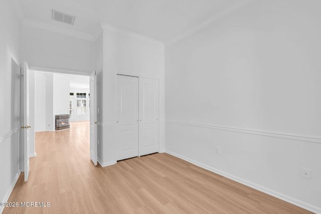 27 Bellflower Drive, Lakewood, NJ 08701