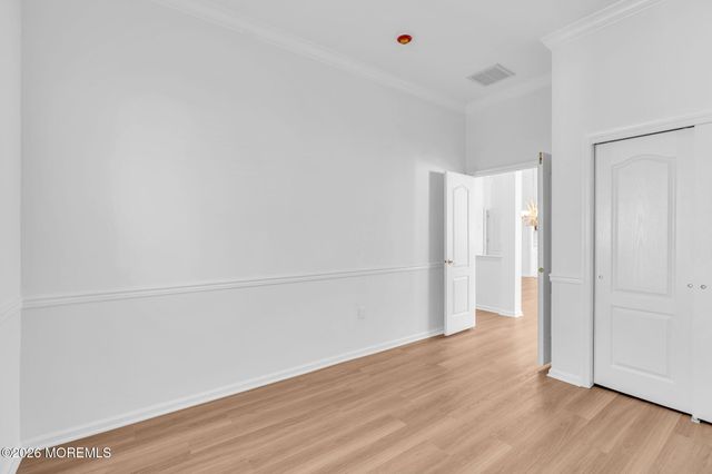 27 Bellflower Drive, Lakewood, NJ 08701