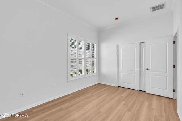 27 Bellflower Drive, Lakewood, NJ 08701