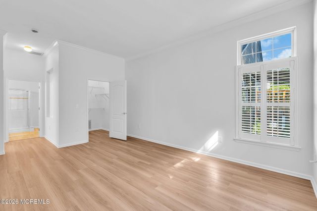 27 Bellflower Drive, Lakewood, NJ 08701