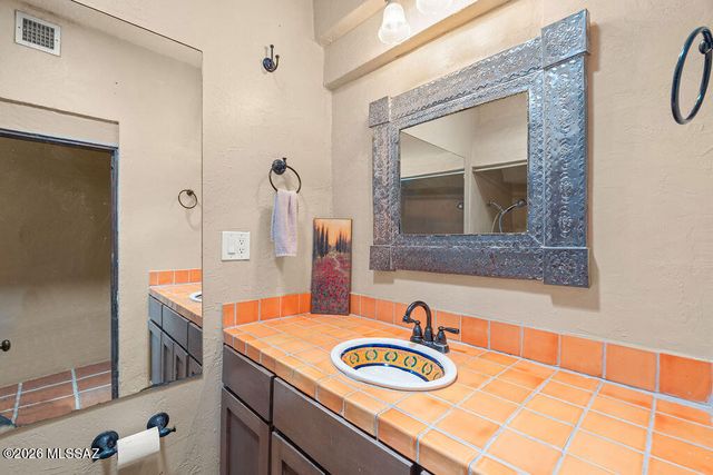 1750 N Aurora Drive, Nogales, AZ 85621