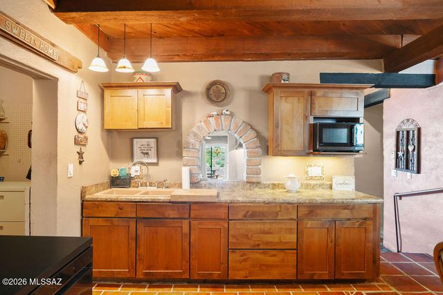 1750 N Aurora Drive, Nogales, AZ 85621