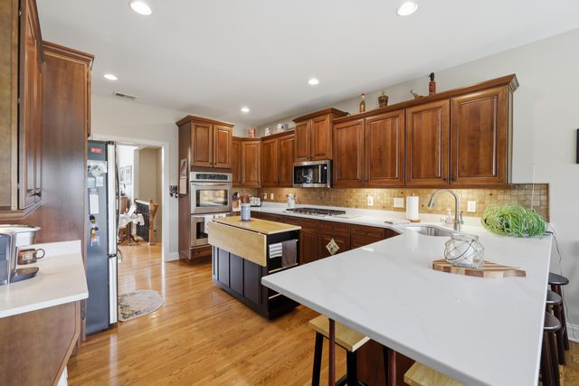128 Kingston Drive, Georgetown, KY 40324