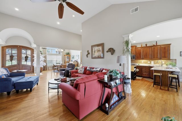 128 Kingston Drive, Georgetown, KY 40324