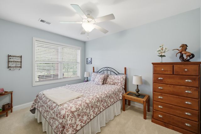 128 Kingston Drive, Georgetown, KY 40324