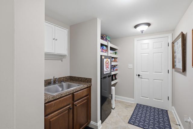 128 Kingston Drive, Georgetown, KY 40324